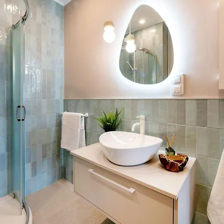 Elite Beachside Luxury With Balcony Apartment Gdansk