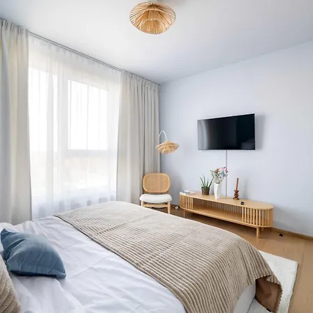 Apartment Elite Beachside Luxury With Balcony *
