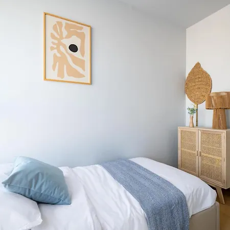 Elite Beachside Luxury With Balcony Apartment Gdansk