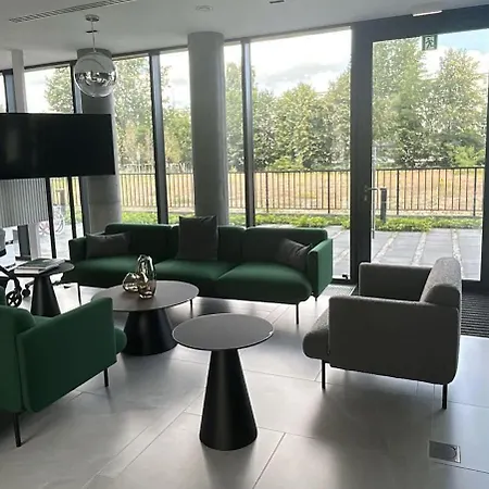 Apartment Elite Beachside Luxury With Balcony