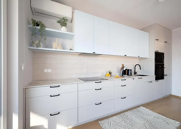 Elite Beachside Luxury With Balcony