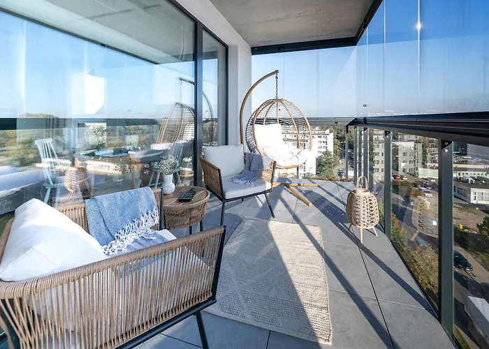 Elite Beachside Luxury With Balcony